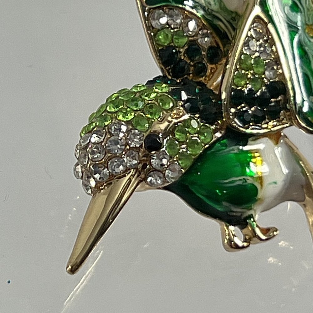 Hummingbird Brooch Pin Green White Enamel Rhinestones Gold Tone Sparkle - Picture 3 of 7